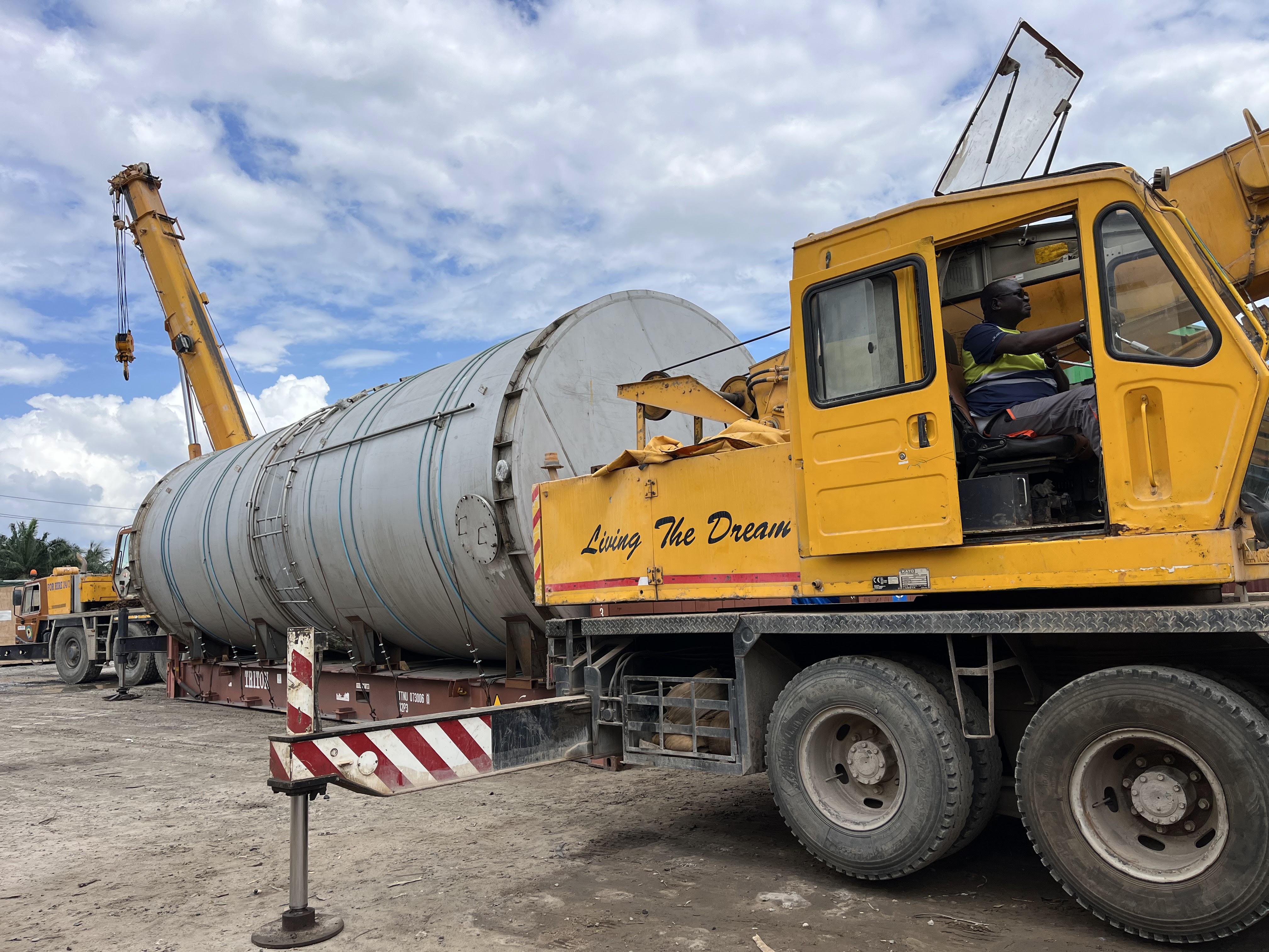 Delivering Excellence in Abnormal Cargo Logistics