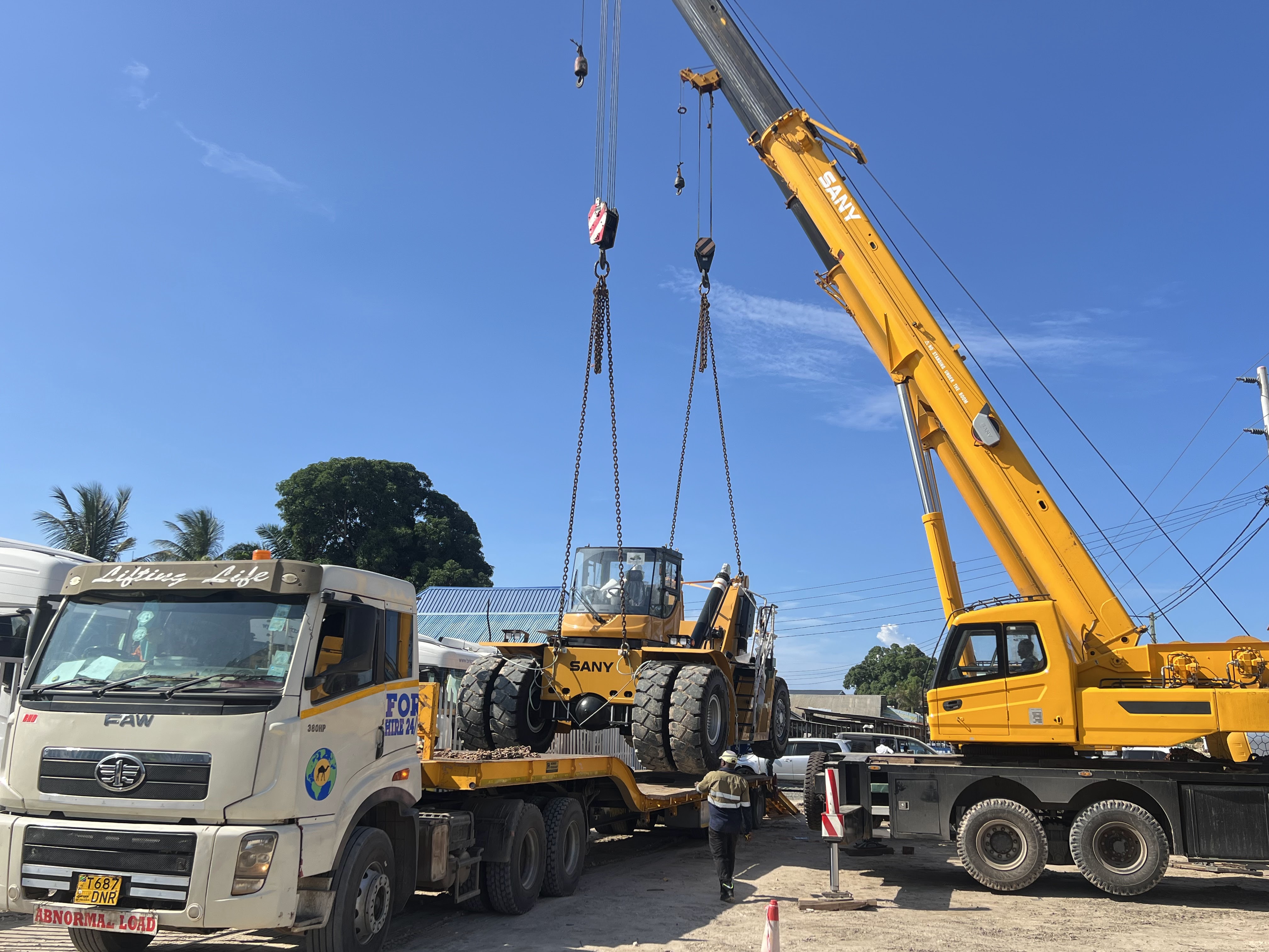 Safe & Efficient Heavy Lifting Project – VINMART Logistics (2019) - View 1